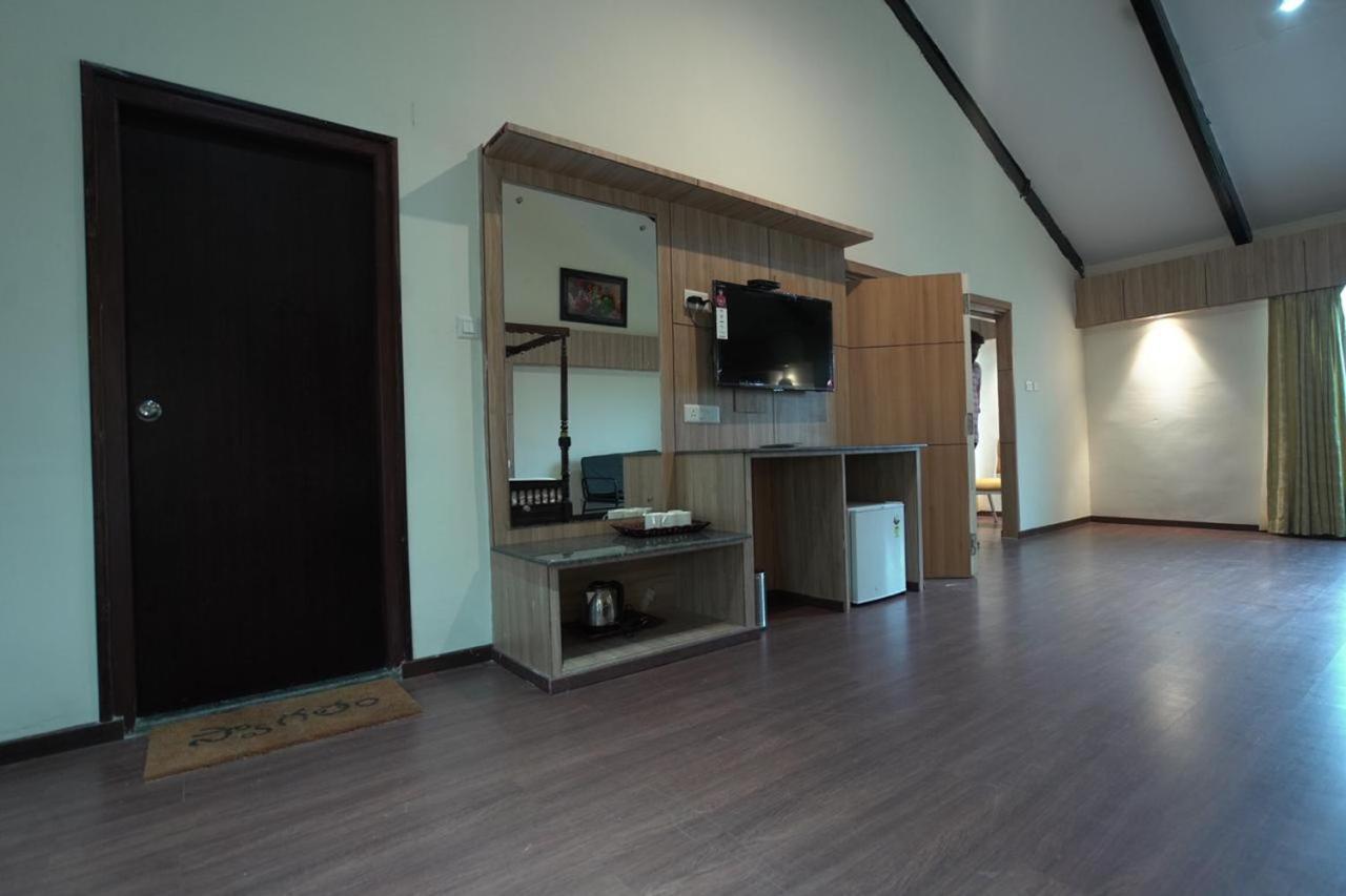 One Resorts & Convention Annavaram Bagian luar foto